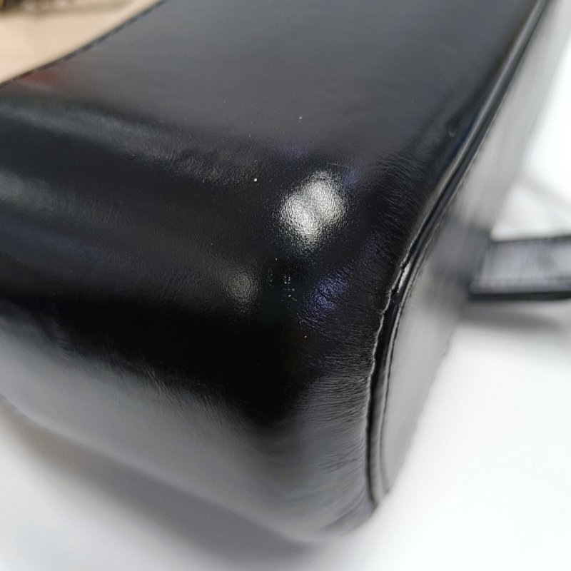 CHANEL GABRIELLE中號裸粉色牛皮菱格紋絎縫流浪包單肩包斜挎包 金色釘色五金 24開 可拆卸肩帶-11