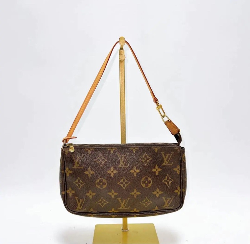 【輕巧經典✨全網最低價】LV Pochette Accessories中古 大麻將包-1