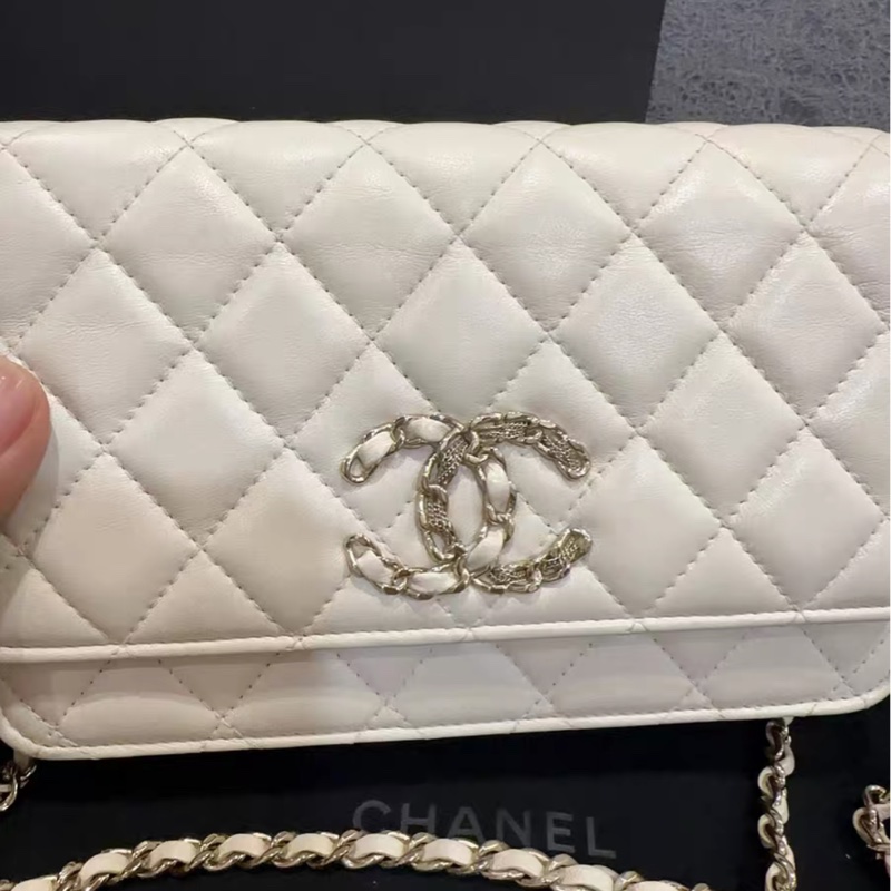 【Chanel檢漏✨ 全網最低價！】Chanel WOC 白色 大logo仙氣飄飄-1