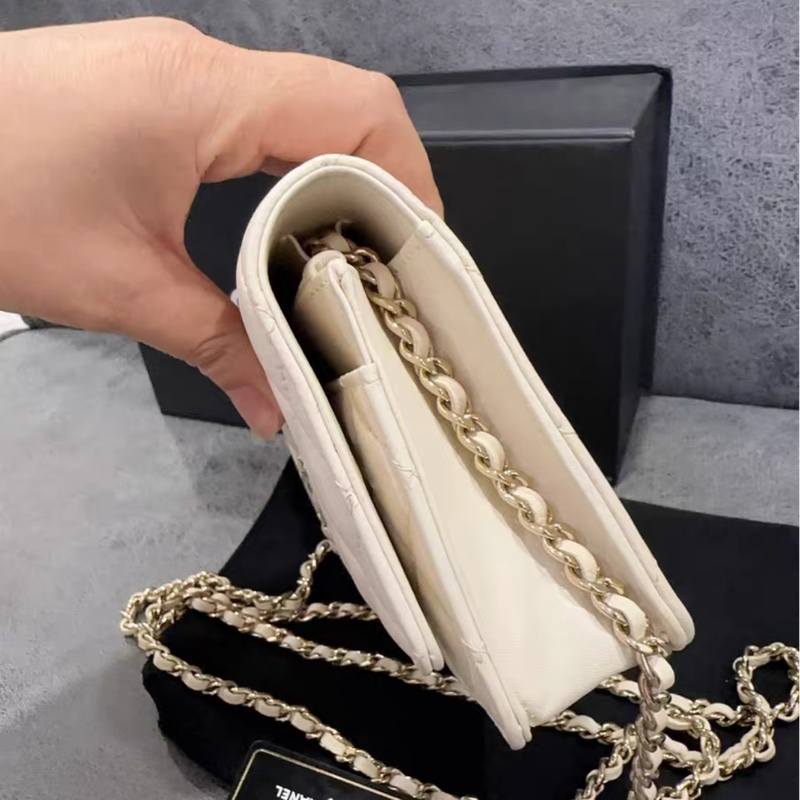 【Chanel檢漏✨ 全網最低價！】Chanel WOC 白色 大logo仙氣飄飄-3