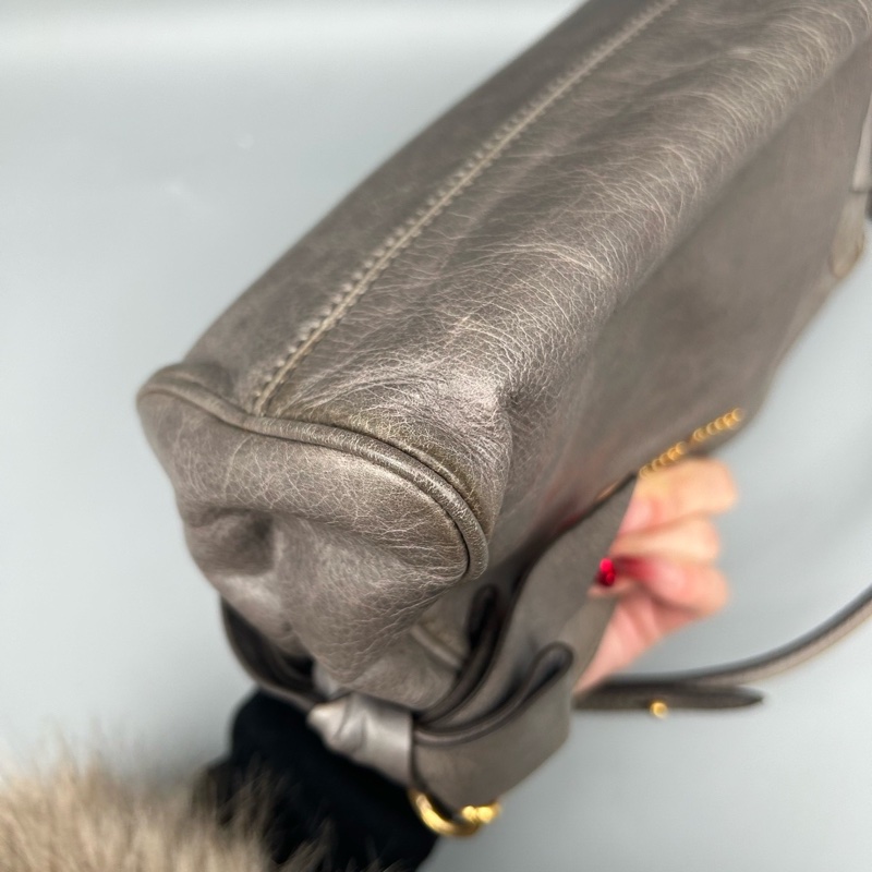 Miu Miu • 大象灰全皮金釦腋下包-6