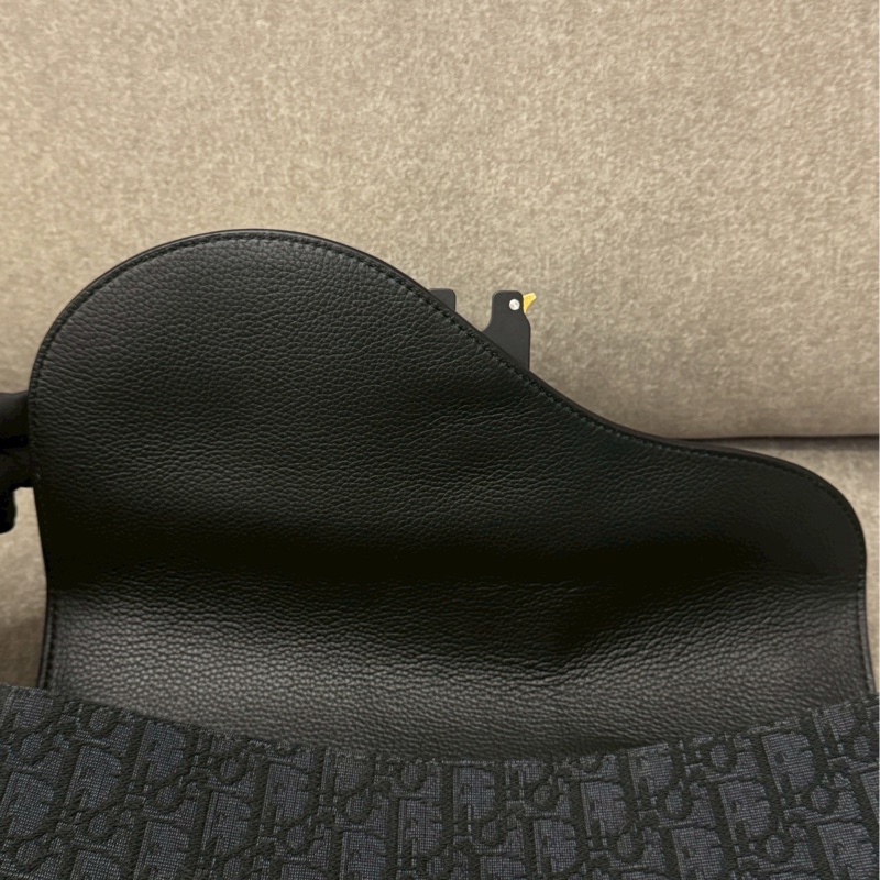 DIOR saddle黑老花郵差包-8