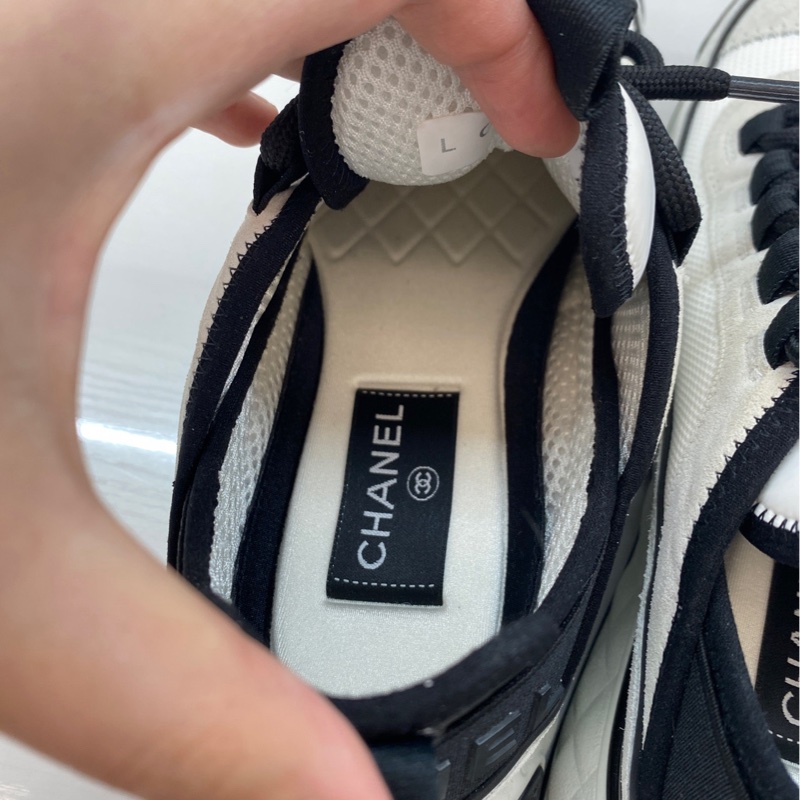 99新閒置 僅試穿 香奈兒 Chanel 黑白熊貓運動鞋37.5碼-2