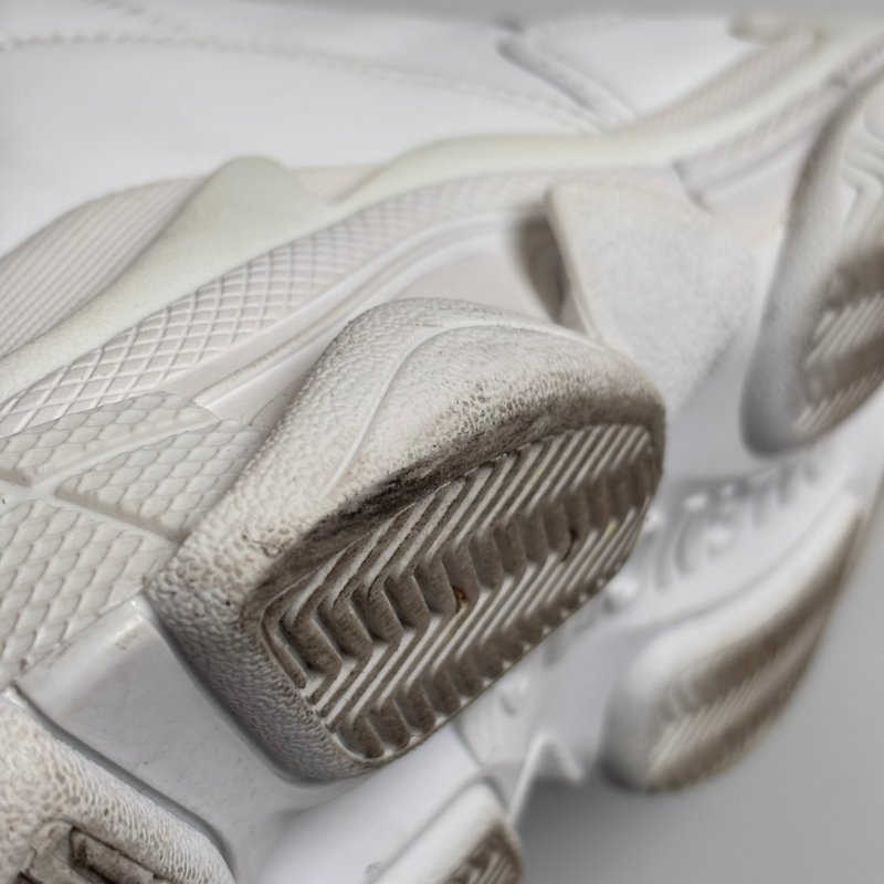38號 ::BALENCIAGA:: Triple S Sporty Sneaker in White 白色運動休閒鞋-36