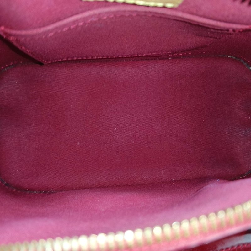 LOUIS VUITTON ALMA BB 紅色漆皮老花壓紋貝殼包單肩包手提包斜挎包 金色五金 可拆卸肩帶-6