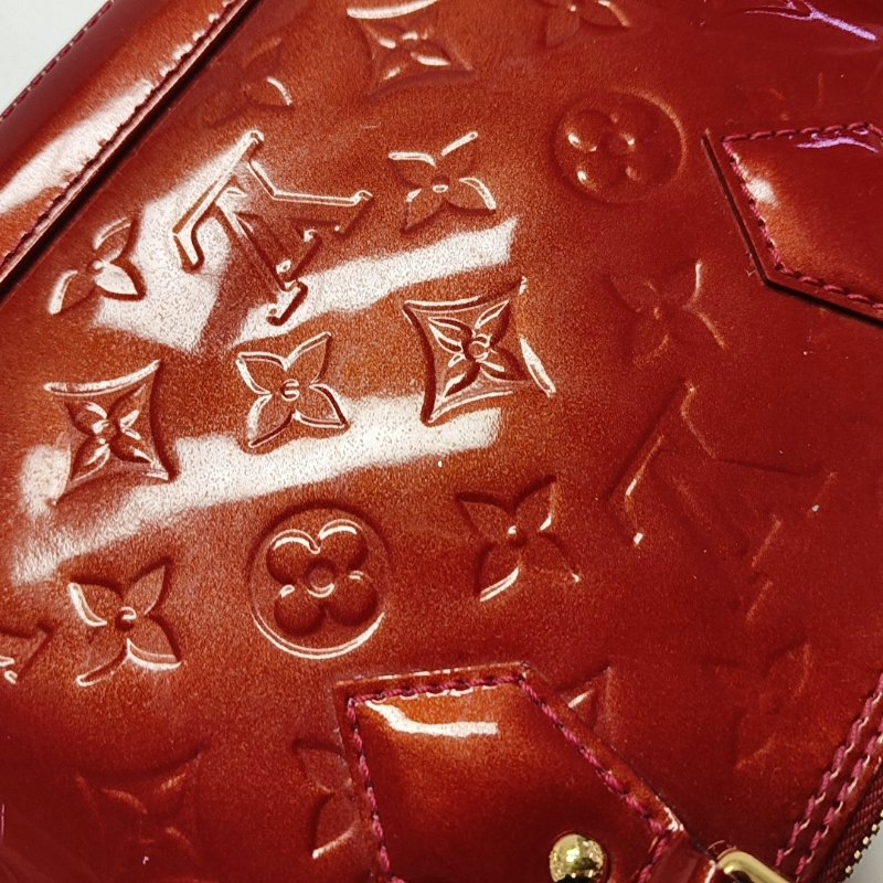 LOUIS VUITTON ALMA BB 紅色漆皮老花壓紋貝殼包單肩包手提包斜挎包 金色五金 可拆卸肩帶-9