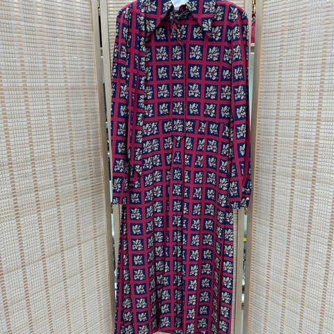 Gucci 秀款 長洋裝 上身很讚 非常修身40碼