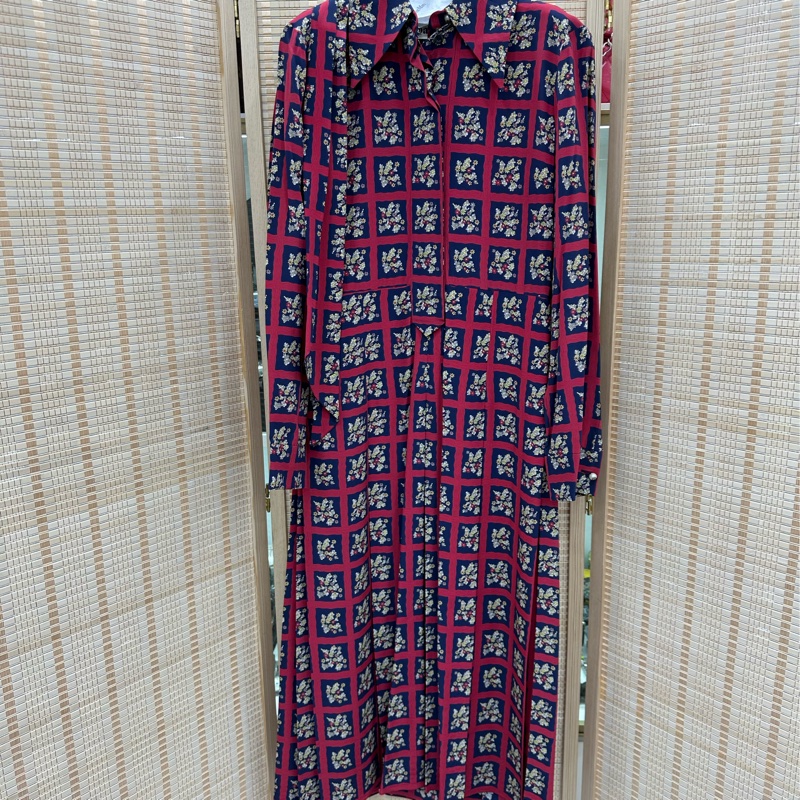 Gucci 秀款 長洋裝 上身很讚 非常修身40碼-0