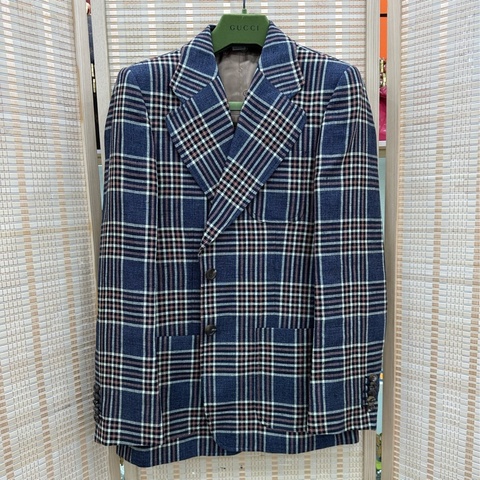 Gucci古馳 英倫風格子西裝 《古馳愛的進行曲》系列 經典格紋設計，翻領款式 42碼