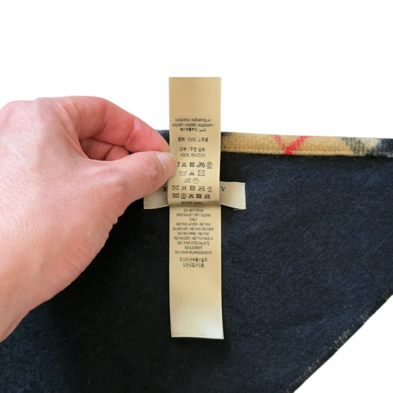 BURBERRY 經典格紋 純羊絨 三角圍巾-8