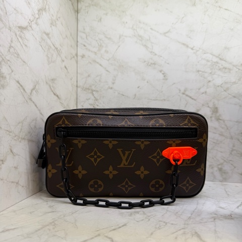 LV老花鍊條相機手拿包