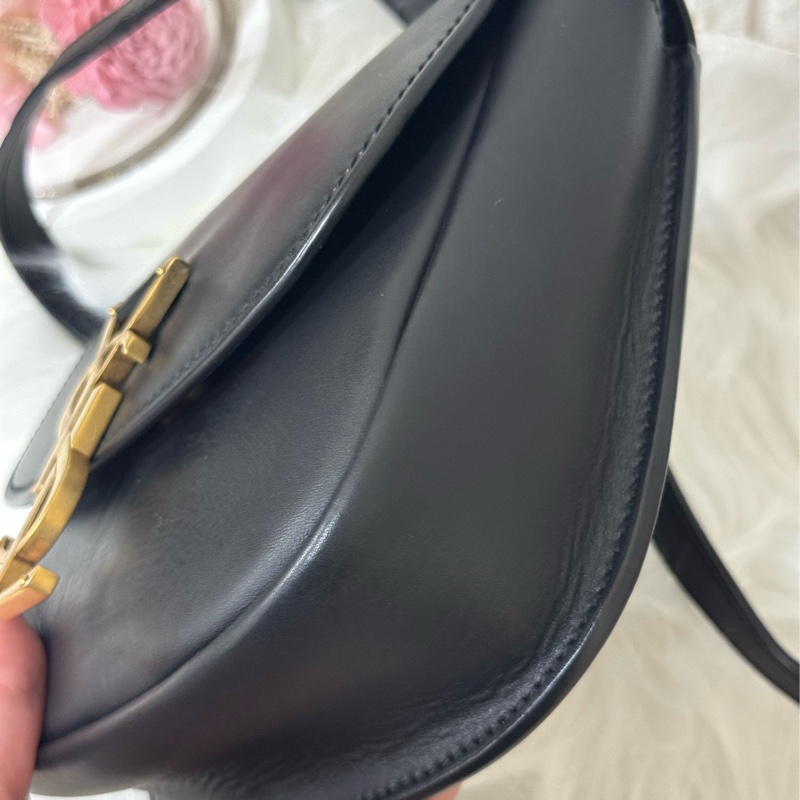 YSL Saint Laurent KAIA 小款滑面牛皮馬鞍-5