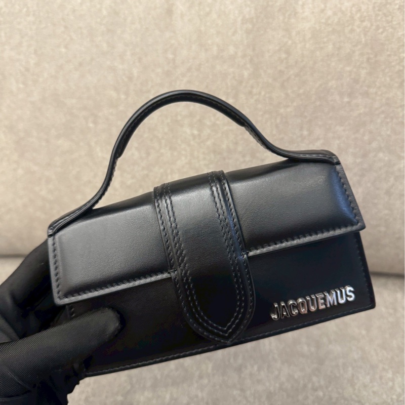 JACQUEMUS黑色側背包-1