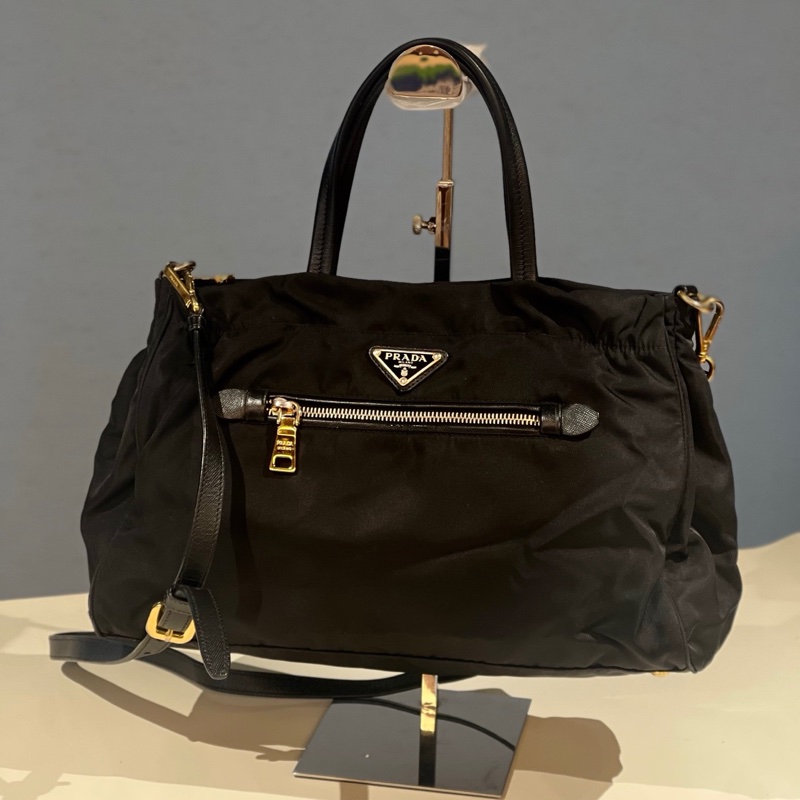 【狀況良好】Prada黑金尼龍手提斜挎包大容量百搭實用-0
