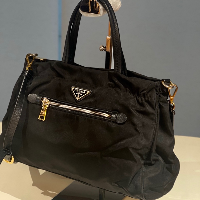 【狀況良好】Prada黑金尼龍手提斜挎包大容量百搭實用-2