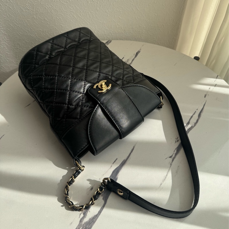 chanel黑菱格直立上蓋斜背包-0