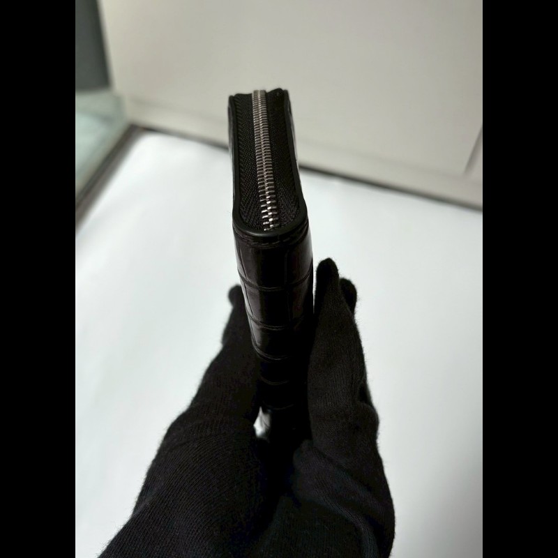 LV 黑色鱷魚皮拉鍊短夾-17