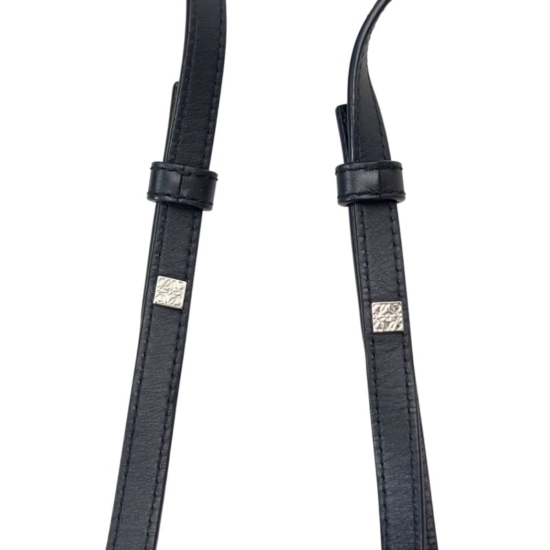 LOEWE 斜揹袋-6
