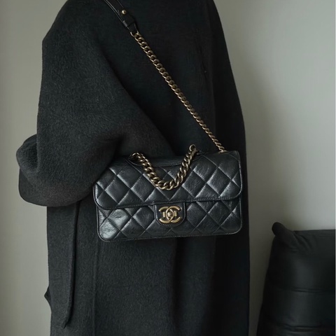 CHANEL 黑金孟買菱格紋油蠟皮鏈條肩背手提包30*20*5 98新配件塵袋