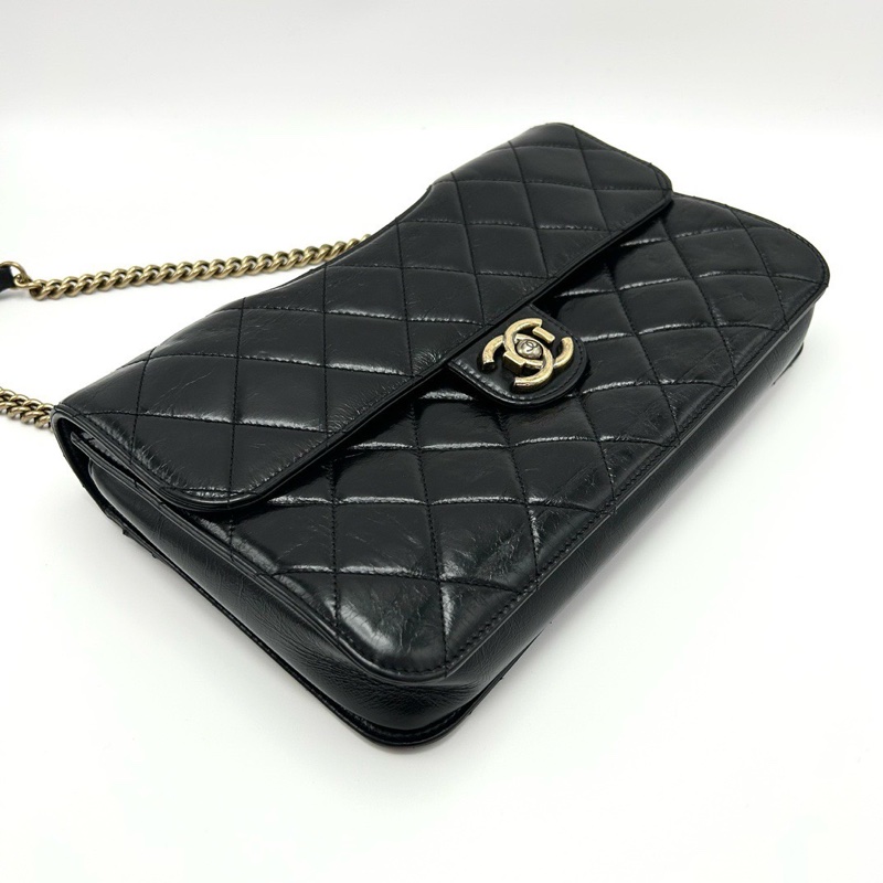 CHANEL 黑金孟買菱格紋油蠟皮鏈條肩背手提包30*20*5 98新配件塵袋-3