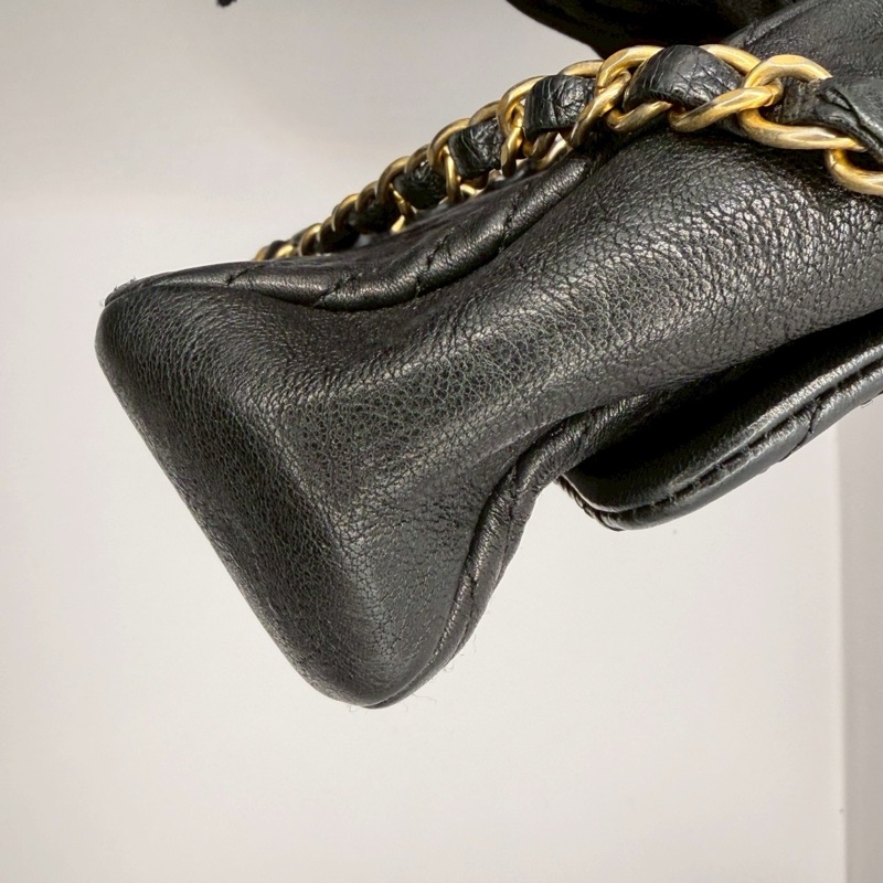 CHANEL CF V紋 單肩包 黑色 21開 金扣-1