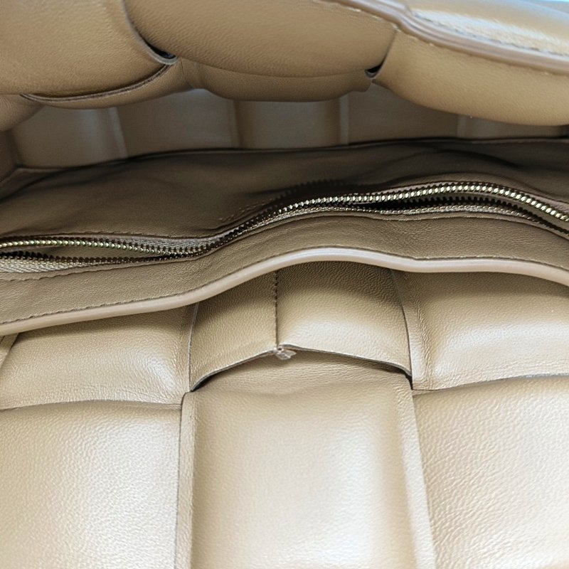 BOTTEGA VENETA Cassette棕色羊皮編織單肩包斜挎包金色五金-6