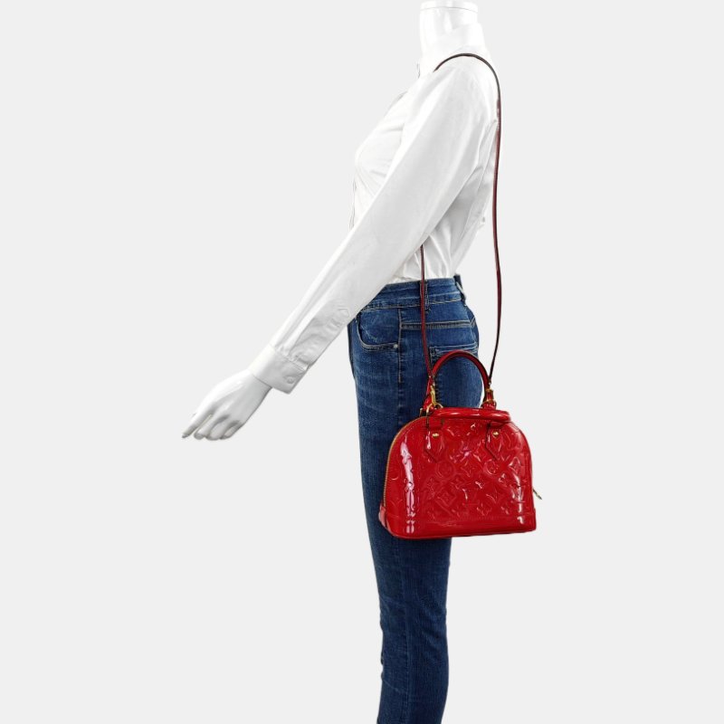 LOUIS VUITTON ALMA BB 紅色漆皮老花壓紋貝殼包單肩包手提包 金色五金 可拆卸肩帶 9.8新-1