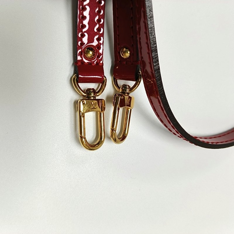 LOUIS VUITTON ALMA BB 紅色漆皮老花壓紋貝殼包單肩包手提包 金色五金 可拆卸肩帶 9.8新-9