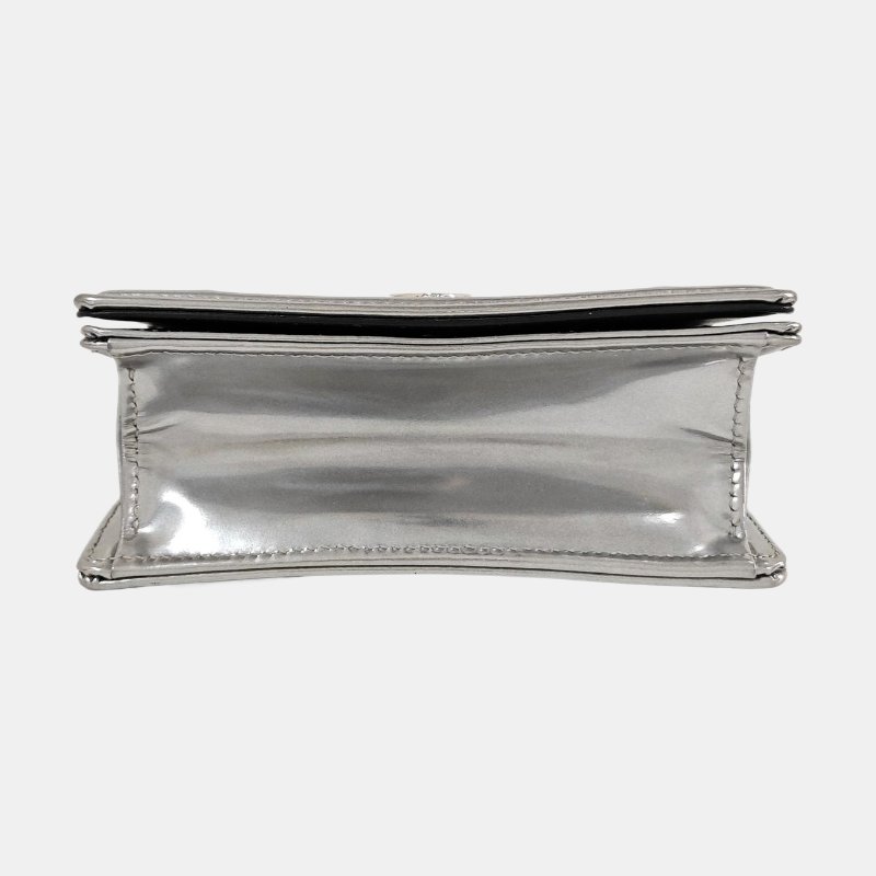 DIOR Diorarma銀色牛皮絎縫壓紋盾牌包單肩包斜挎包 銀色五金 可拆卸肩帶-5