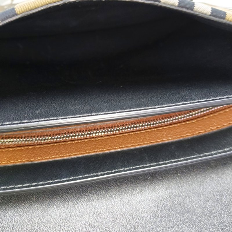 BURBERRY D-Ring棕色牛皮單肩包斜挎包銀色五金可拆卸肩帶-6