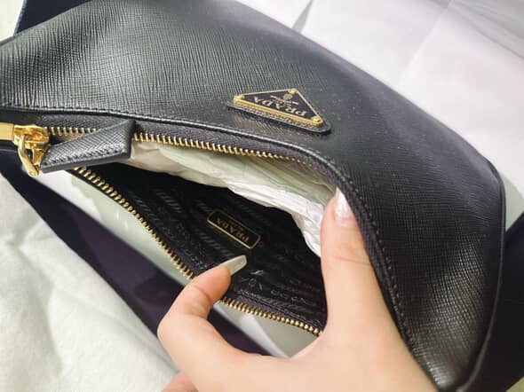 🏷️ Prada ｜Re-Edition Saffiano 牛皮手袋-6