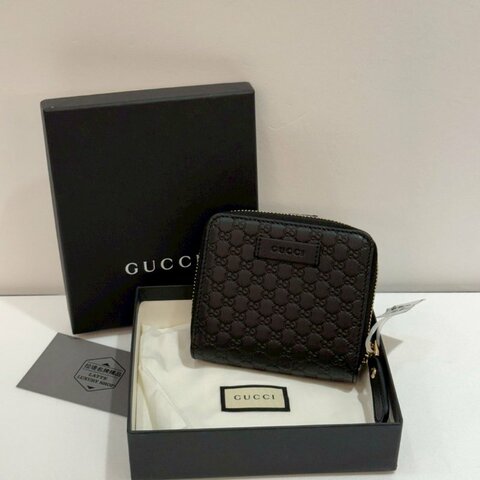 GUCCI 全皮壓紋 短夾/皮夾 93成新