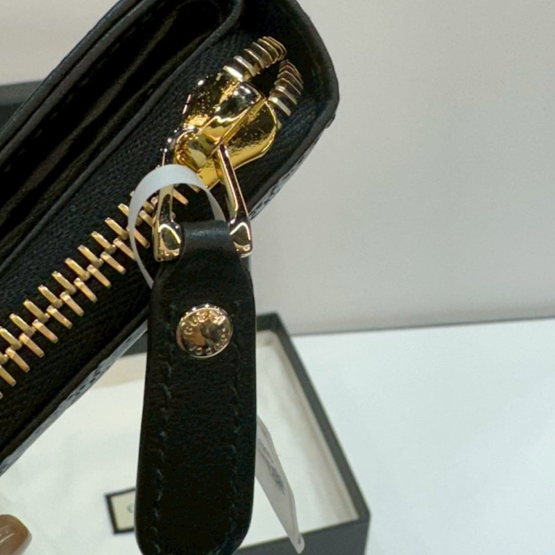 GUCCI 全皮壓紋 短夾/皮夾 93成新-8