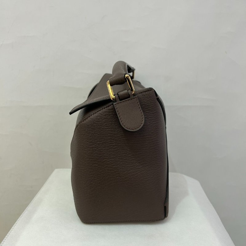 LOEWE Puzzle 咖牛皮中號二用包-3