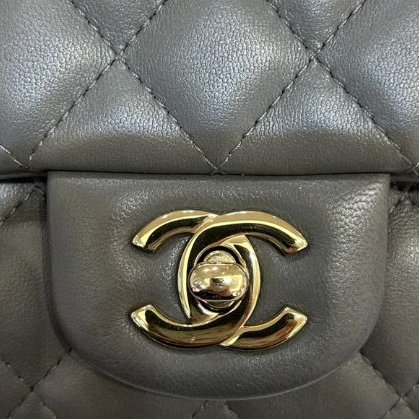 CHANEL灰羊皮金鍊方胖-9