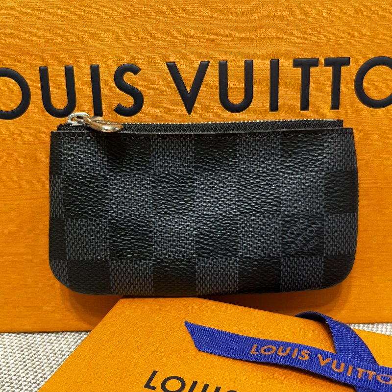 LV黑色琪盤格·鑰匙包／零錢包／小掛包／-5