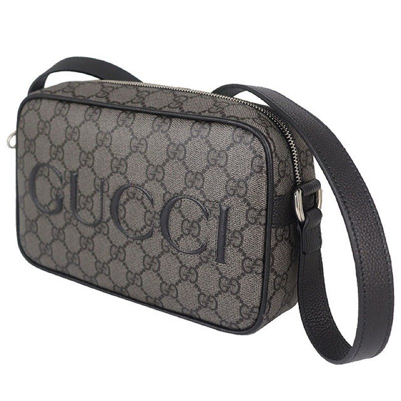 🌟GUCCI 古馳 灰黑色防水布皮雕標相機斜背包 /全新全配美品-1