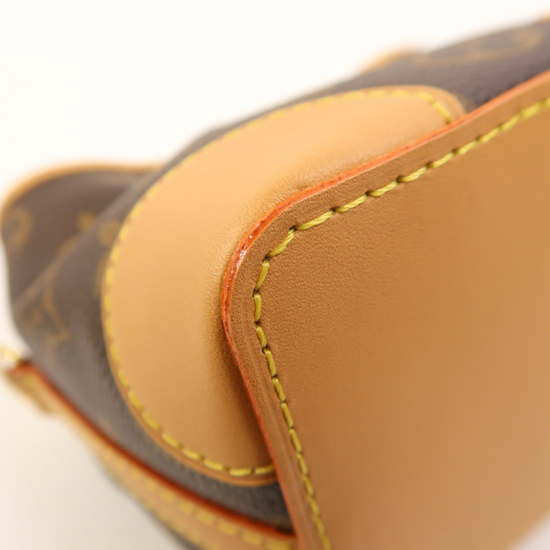 LOUIS VUITTON Monogram Noe Purse金扣肩背袋-12