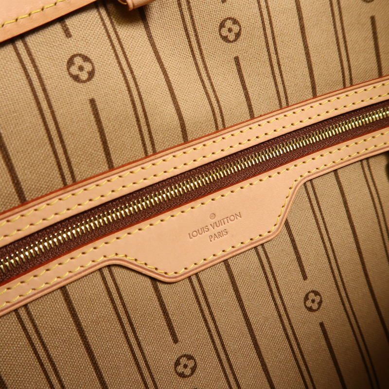 LOUIS VUITTON Monogram Delightful MM金扣肩背袋-17