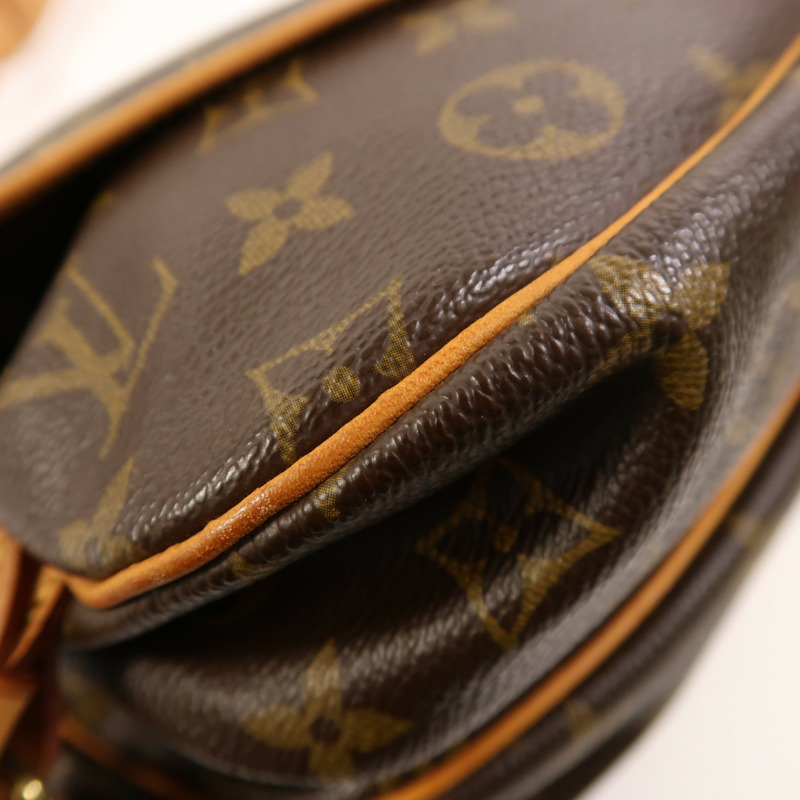 LOUIS VUITTON Monogram Saumur 30金扣肩背袋-11