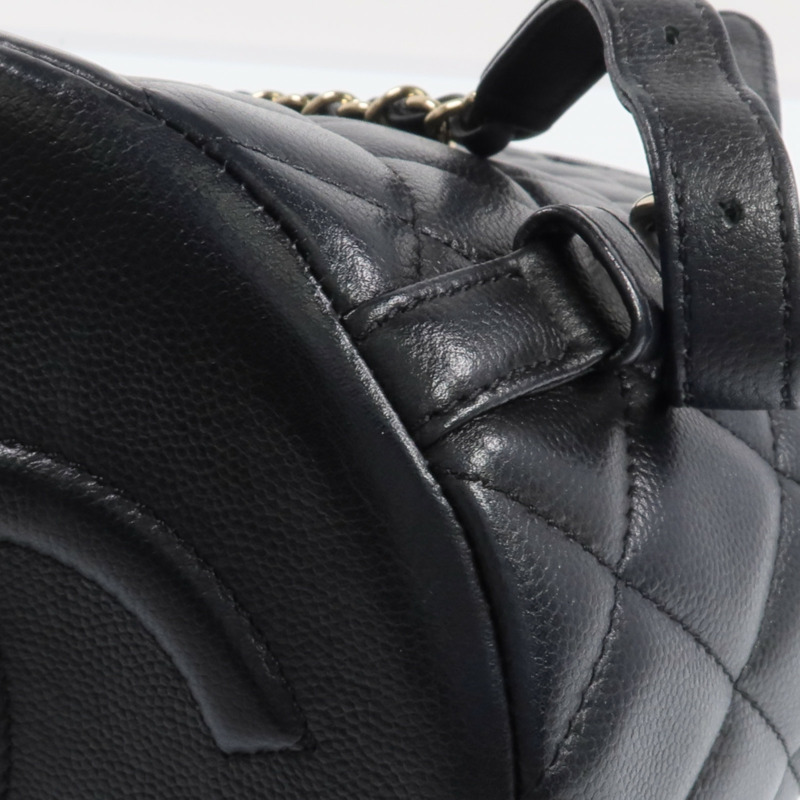 CHANEL 牛皮皮革Backpack金扣背包-12