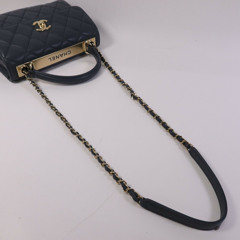 CHANEL 羊皮皮革Trendy CC金扣手挽肩背兩用袋-10