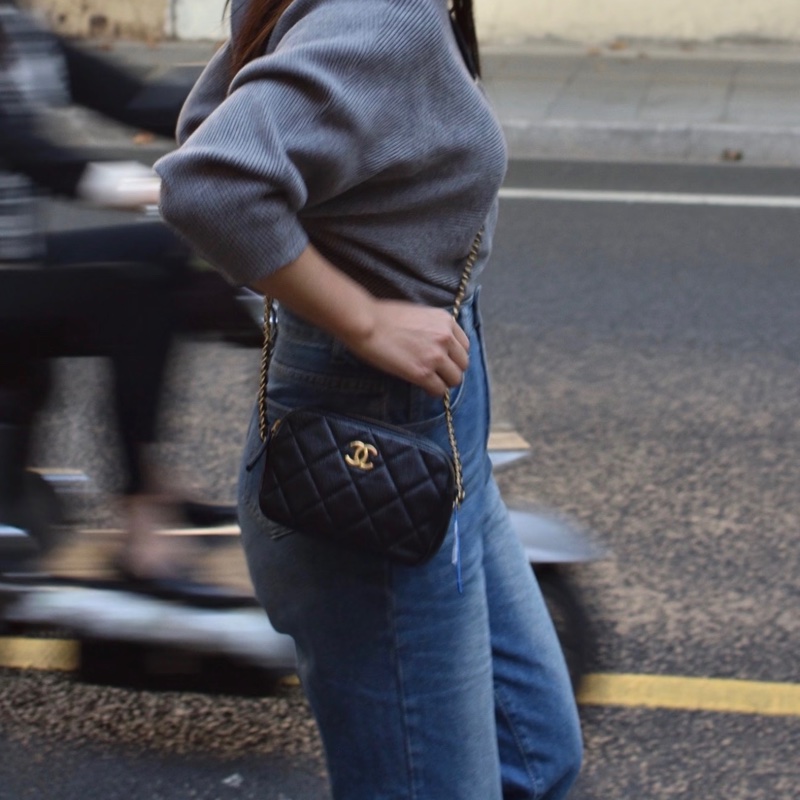 Chanel 黑色荔皮牛皮 相機包-5