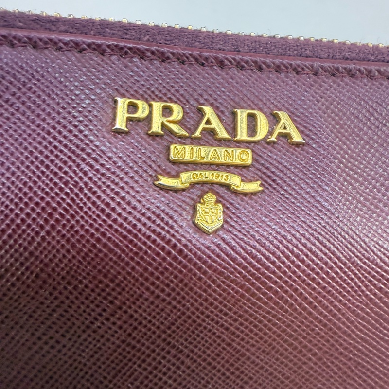 Prada Wallet-3