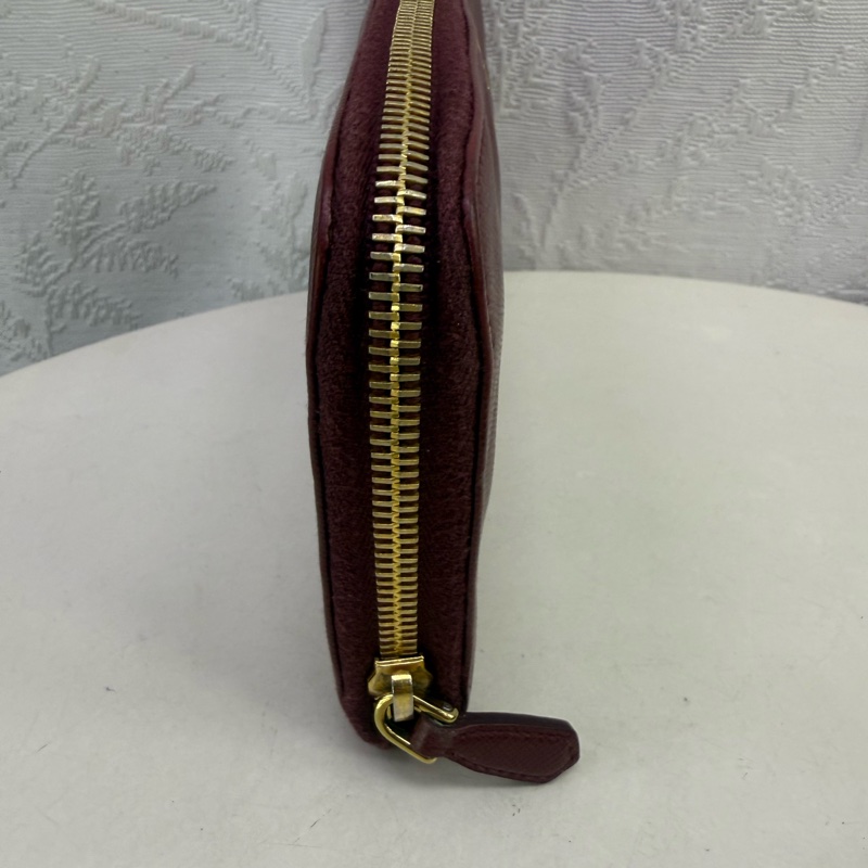 Prada Wallet-4