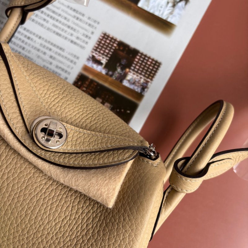 K刻風衣灰 ::HERMES:: Mini Lindy 斜背包 超級天菜♡-5