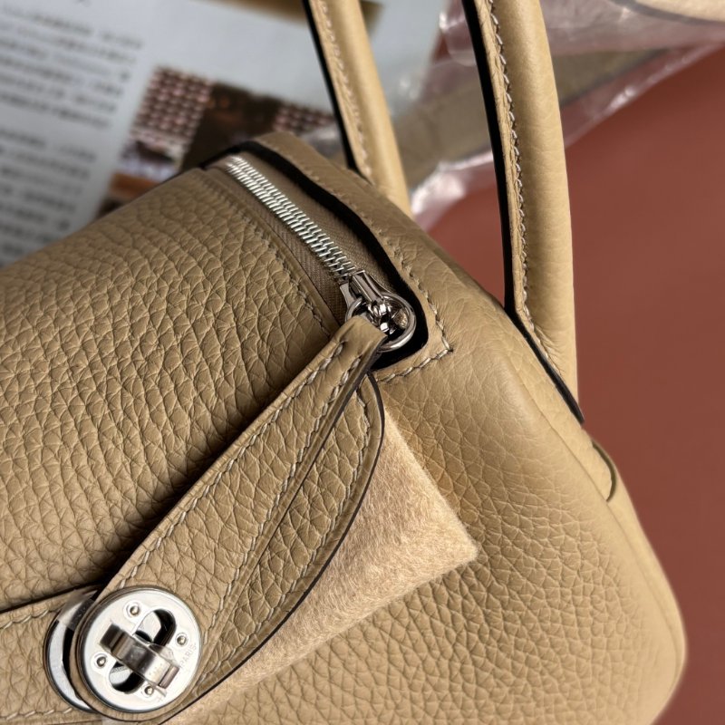 K刻風衣灰 ::HERMES:: Mini Lindy 斜背包 超級天菜♡-12