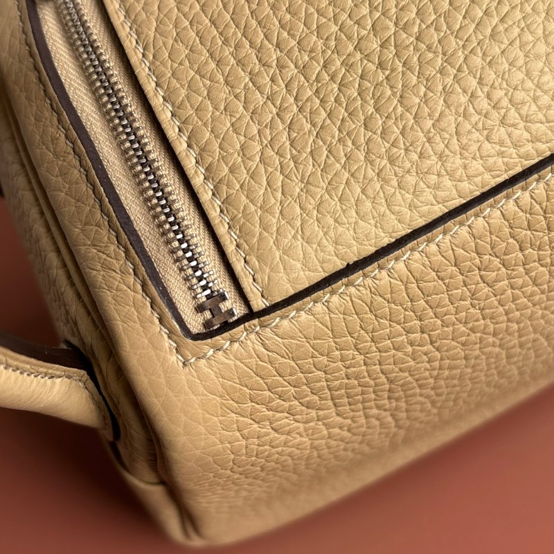 K刻風衣灰 ::HERMES:: Mini Lindy 斜背包 超級天菜♡-14