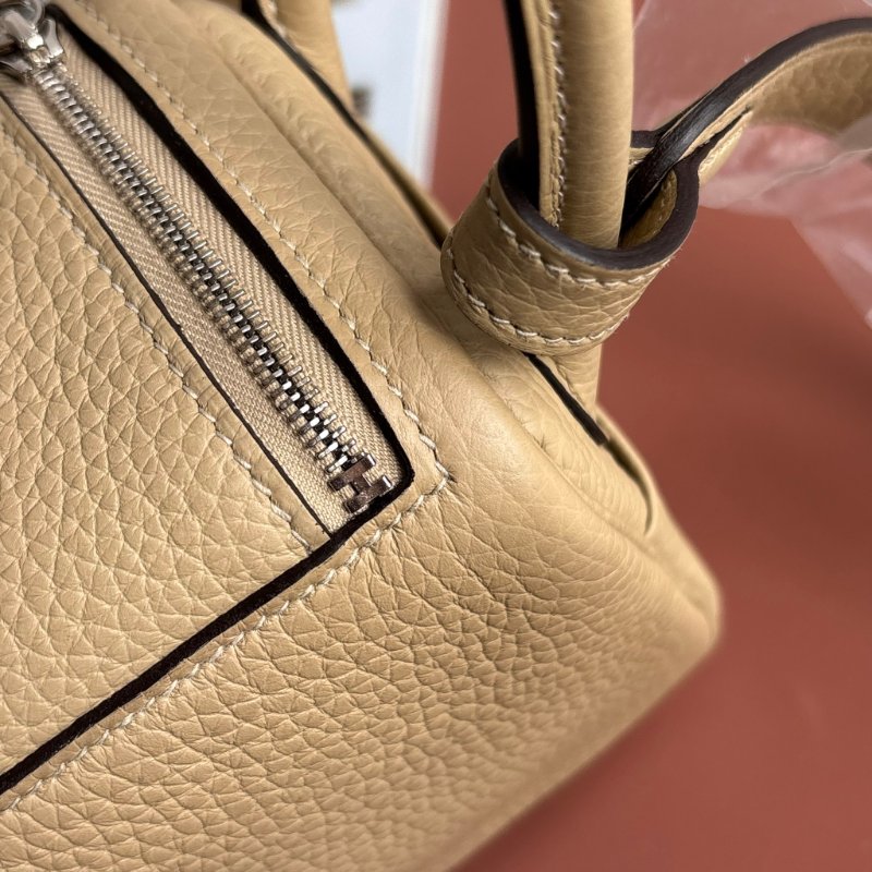 K刻風衣灰 ::HERMES:: Mini Lindy 斜背包 超級天菜♡-15