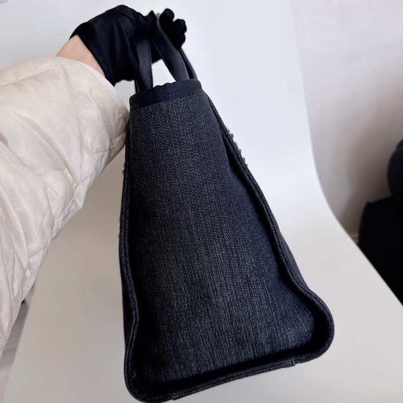 Chanel 牛仔藍灰沙灘包-3